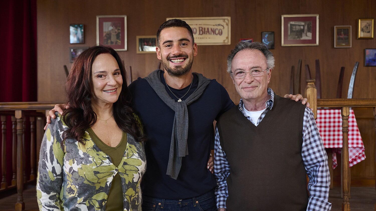 OSCAR MARTÍNEZ Y GRACIELA STEFANI SE SUMAN AL ELENCO DE LA SERIE DE FICCIÓN DE “NADIE DICE NADA”