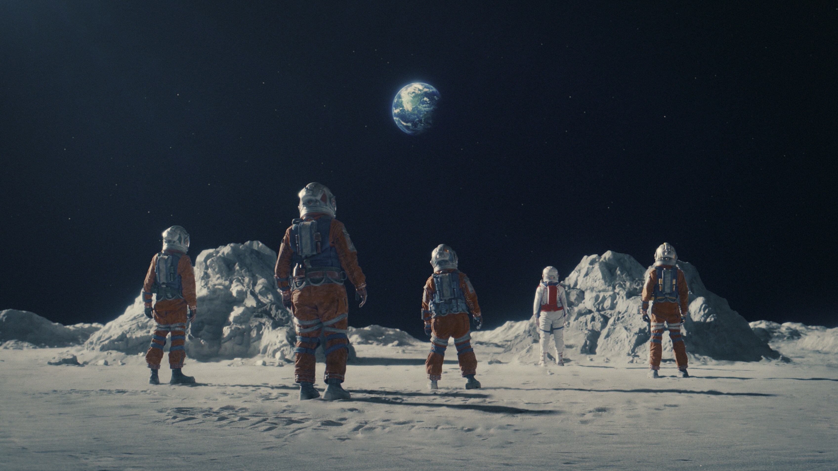 'Cráter': 4 películas y series para ver en Disney+ si te gustó la película