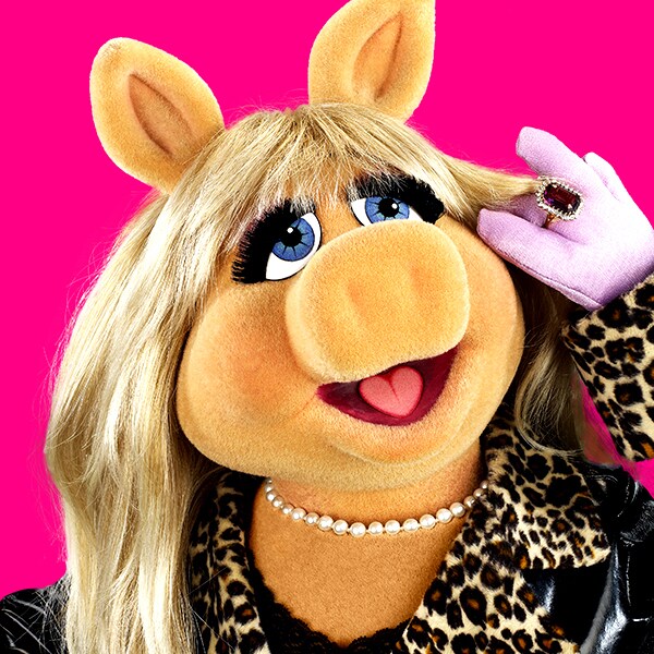 Miss Piggy character image