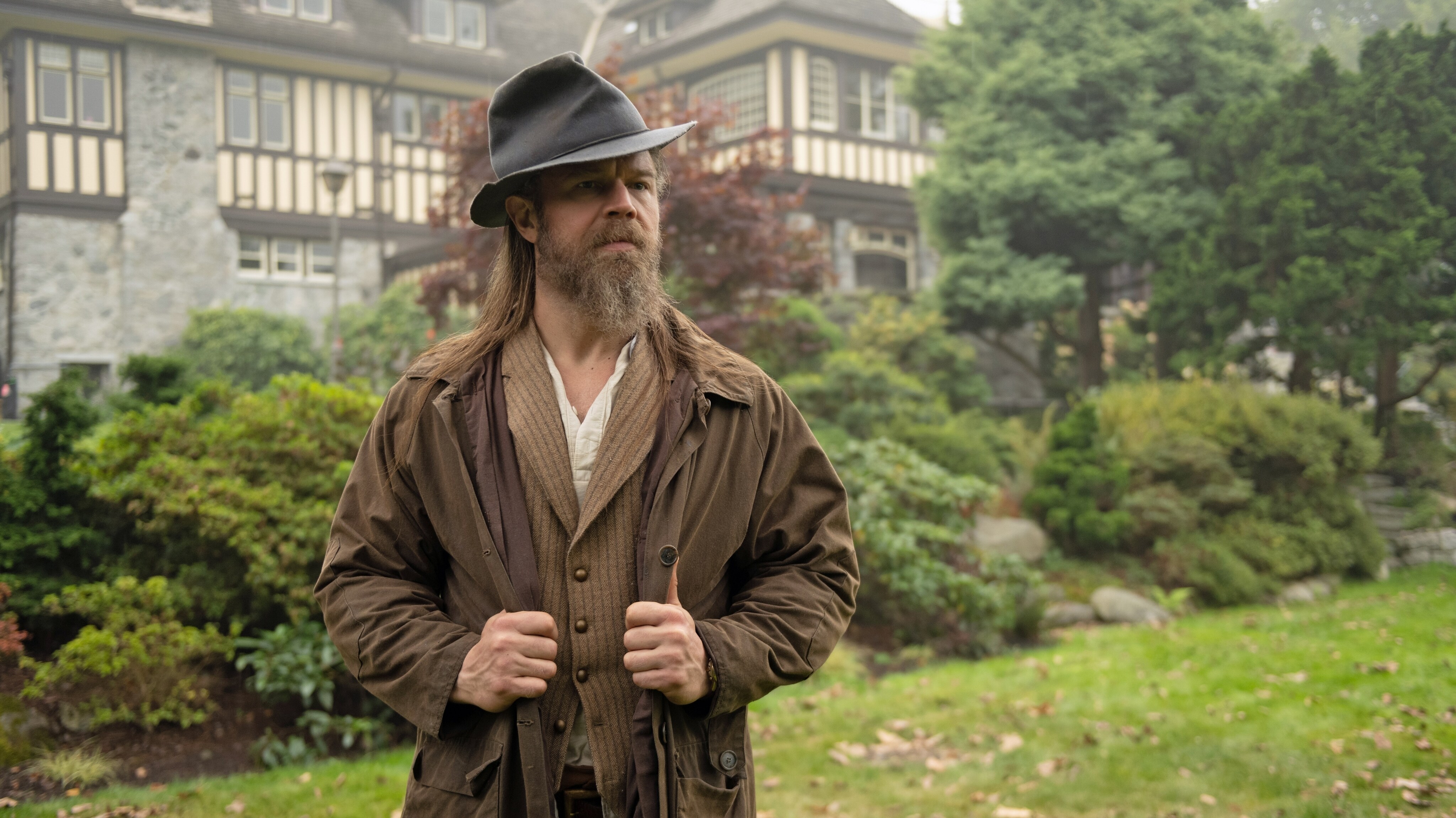 MYSTERIOUS BENEDICT SOCIETY - “A Bunch Of Smart Orphans” (Disney/Diyah Pera) RYAN HURST