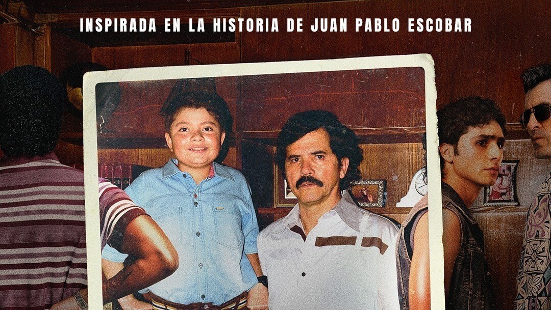 DISNEY+ REVELA EL PRIMER ADELANTO DE DEAR KILLER NANNIES: CRIADO POR SICARIOS, LA NUEVA SERIE DRAMÁTICA QUE NARRA LA INFANCIA DEL HIJO DE PABLO ESCOBAR GAVIRIA