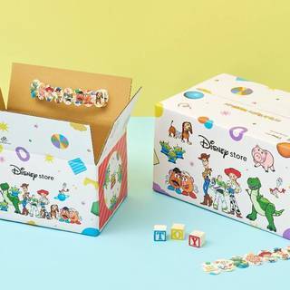 ディズニーストア オリジナルキャラクター「UniBEARsity