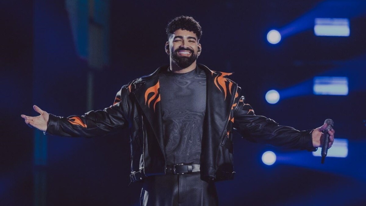 Dilsinho lança álbum em clima de pagode