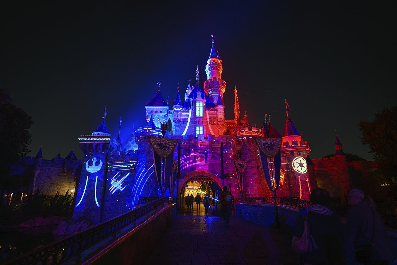 Disneyland After Dark: Star Wars Nite Returns in 2026 | StarWars.com