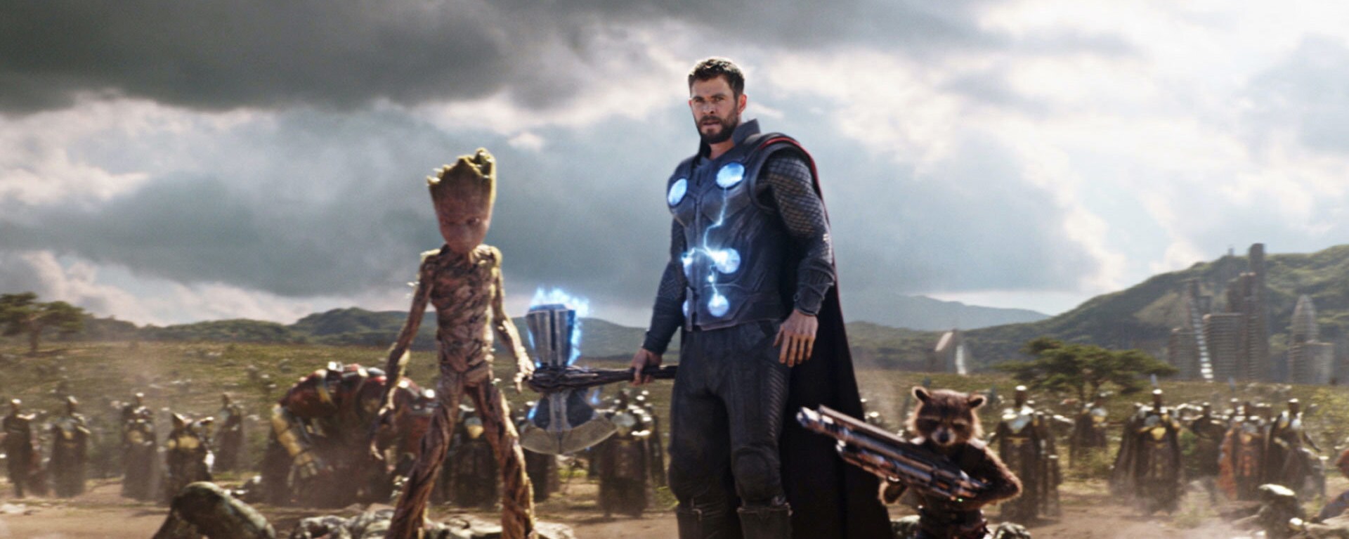 Groot con el hacha de Thor 