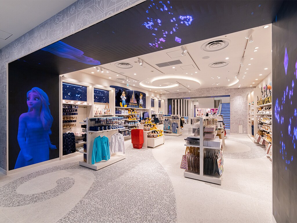 disneystore_detail_hero2_sp_92