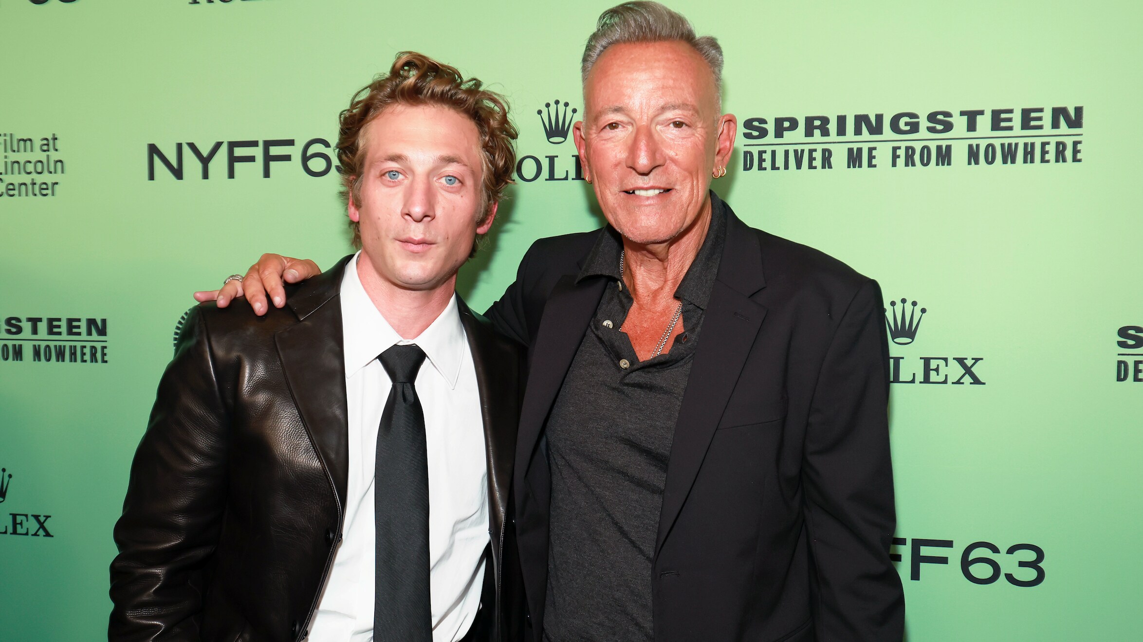 BRUCE SPRINGSTEEN Y JON LANDAU ASISTEN JUNTO A JEREMY ALLEN WHITE, JEREMY STRONG, STEPHEN GRAHAM, ODESSA YOUNG Y EL DIRECTOR SCOTT COOPER AL ESTRENO EN EL FESTIVAL DE CINE DE NUEVA YORK DE SPRINGSTEEN: DELIVER ME FROM NOWHERE