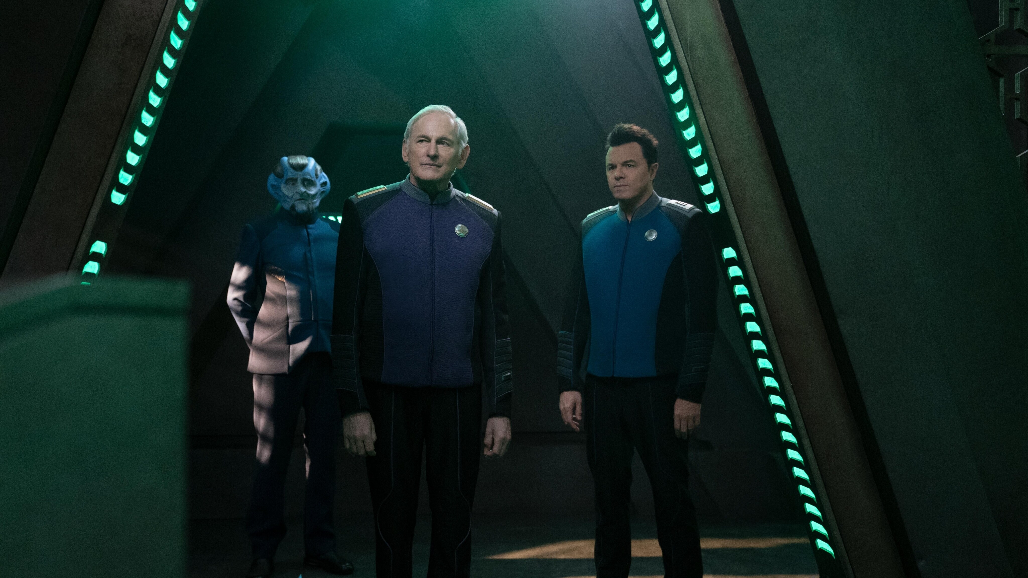 The Orville: New Horizons -- “Gently Falling Rain” - Episode 304 -- The Orville crew leads a Union delegation to sign a peace treaty with the Krill. President Alcuzan (Bruce Boxleitner), Admiral Halsey (Victor Garber), and Capt. Ed Mercer (Seth MacFarlane), shown. (Photo by: Michael Desmond/Hulu)