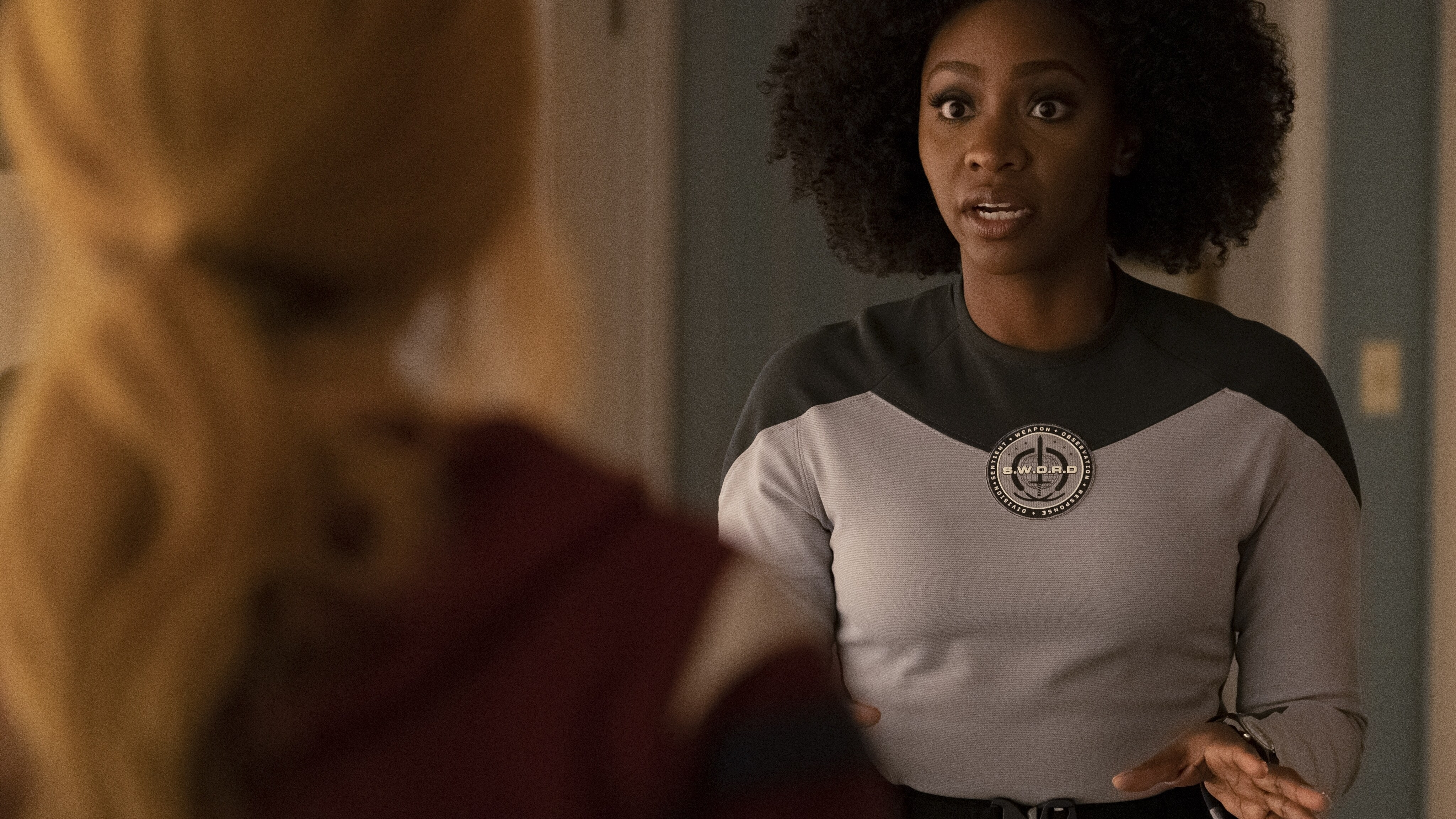 (L-R): Elizabeth Olsen as Wanda Maximoff and Teyonah Parris as Monica Rambeau in Marvel Studios' WANDAVISION exclusively on Disney+. Photo by Chuck Zlotnick. ©Marvel Studios 2021. All Rights Reserved.