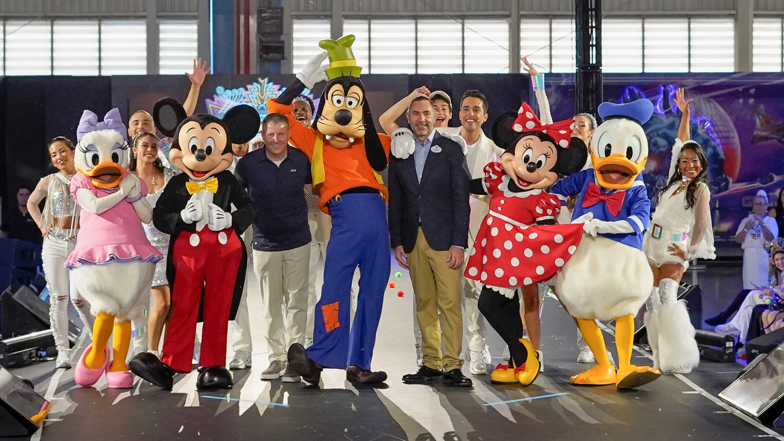 Walt Disney World Resort presenteia brasileiros com novo integrante da Frota Mais Mágica do Mundo