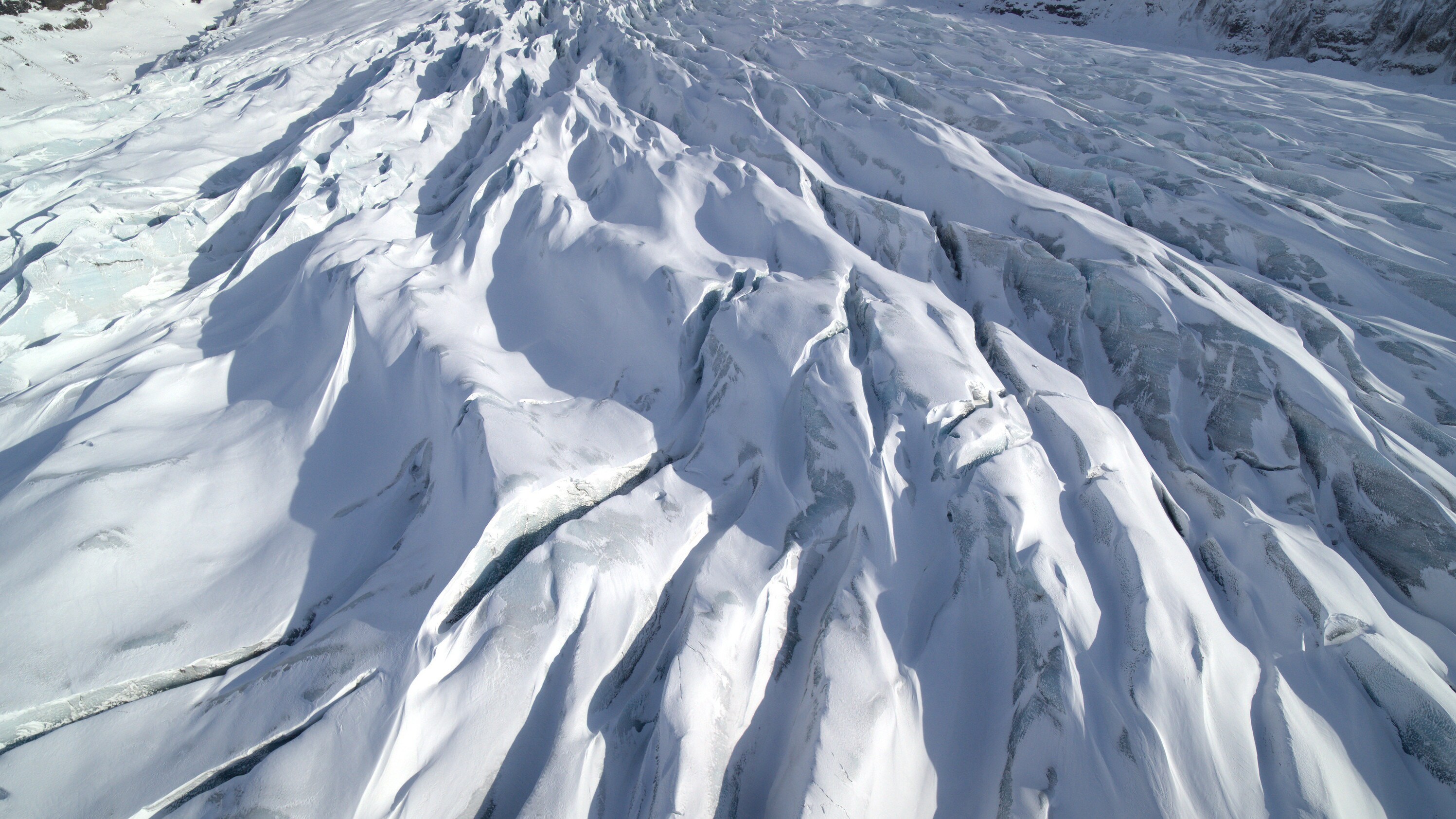 A jagged glacier in Jökulsárlón National Park, Iceland. (National Geographic for Disney+)