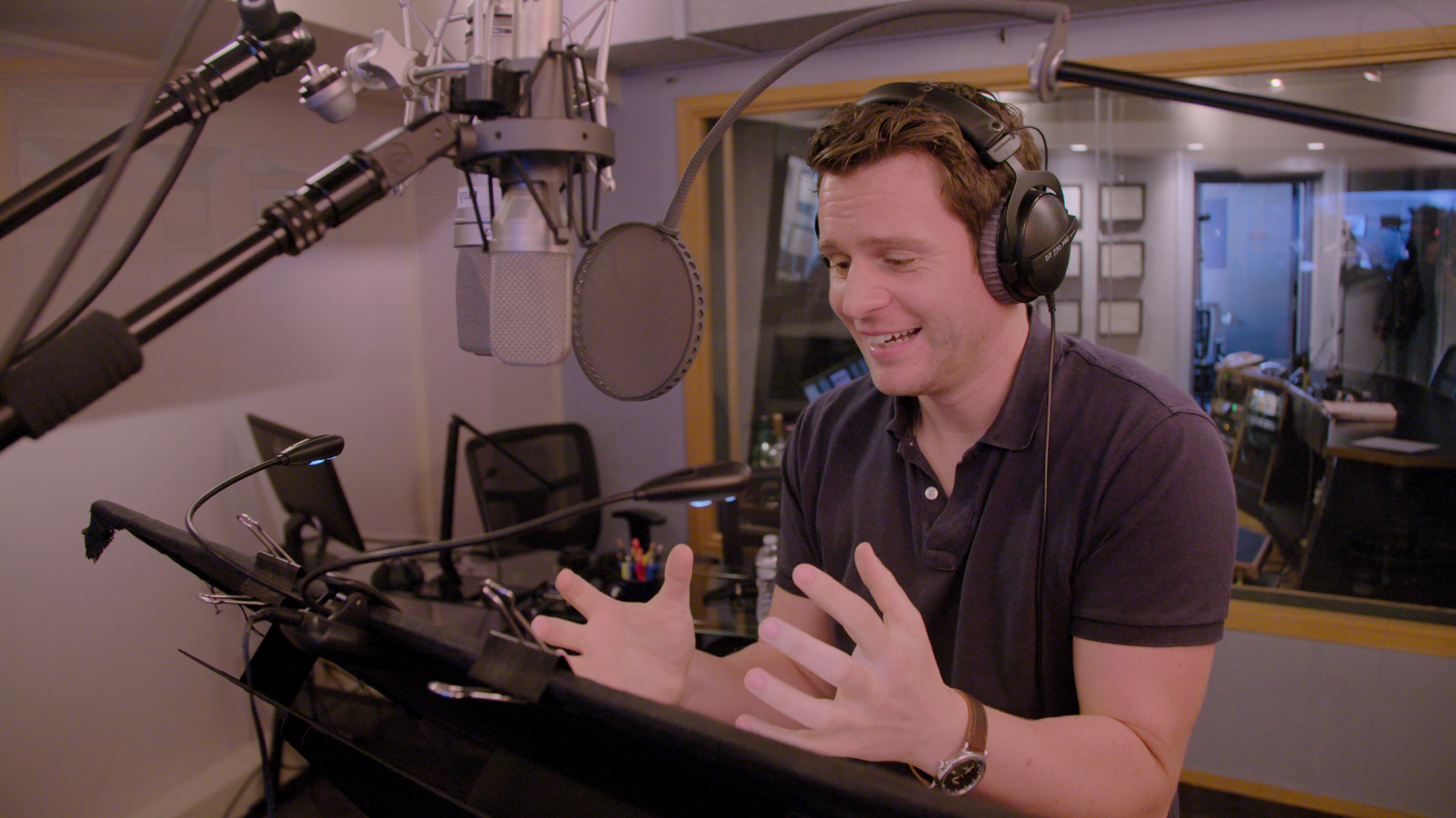 Jonathan Groff recording Frozen 2