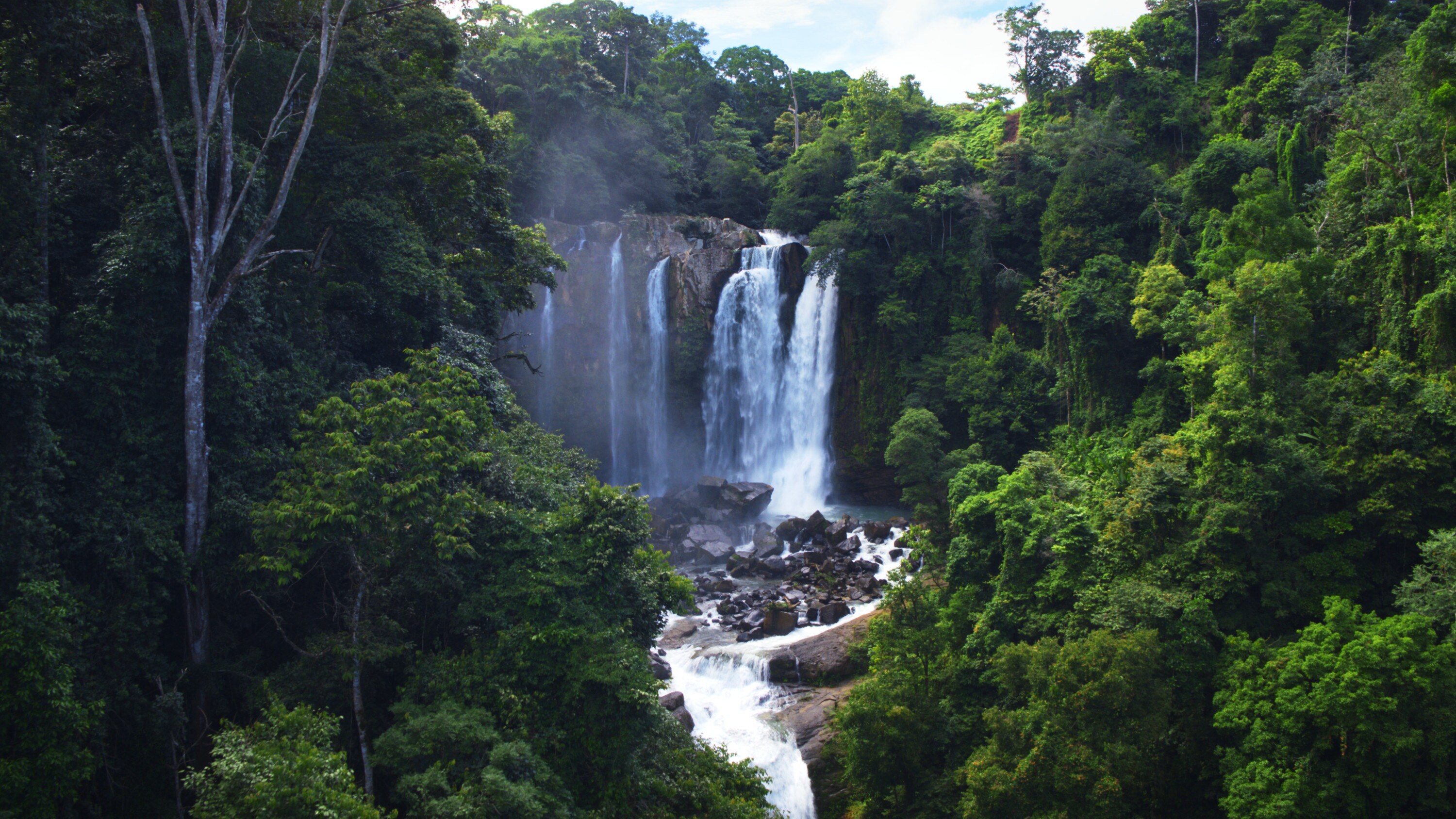 Nauyaca Waterfalls, Costa Rica. (National Geographic for Disney+)