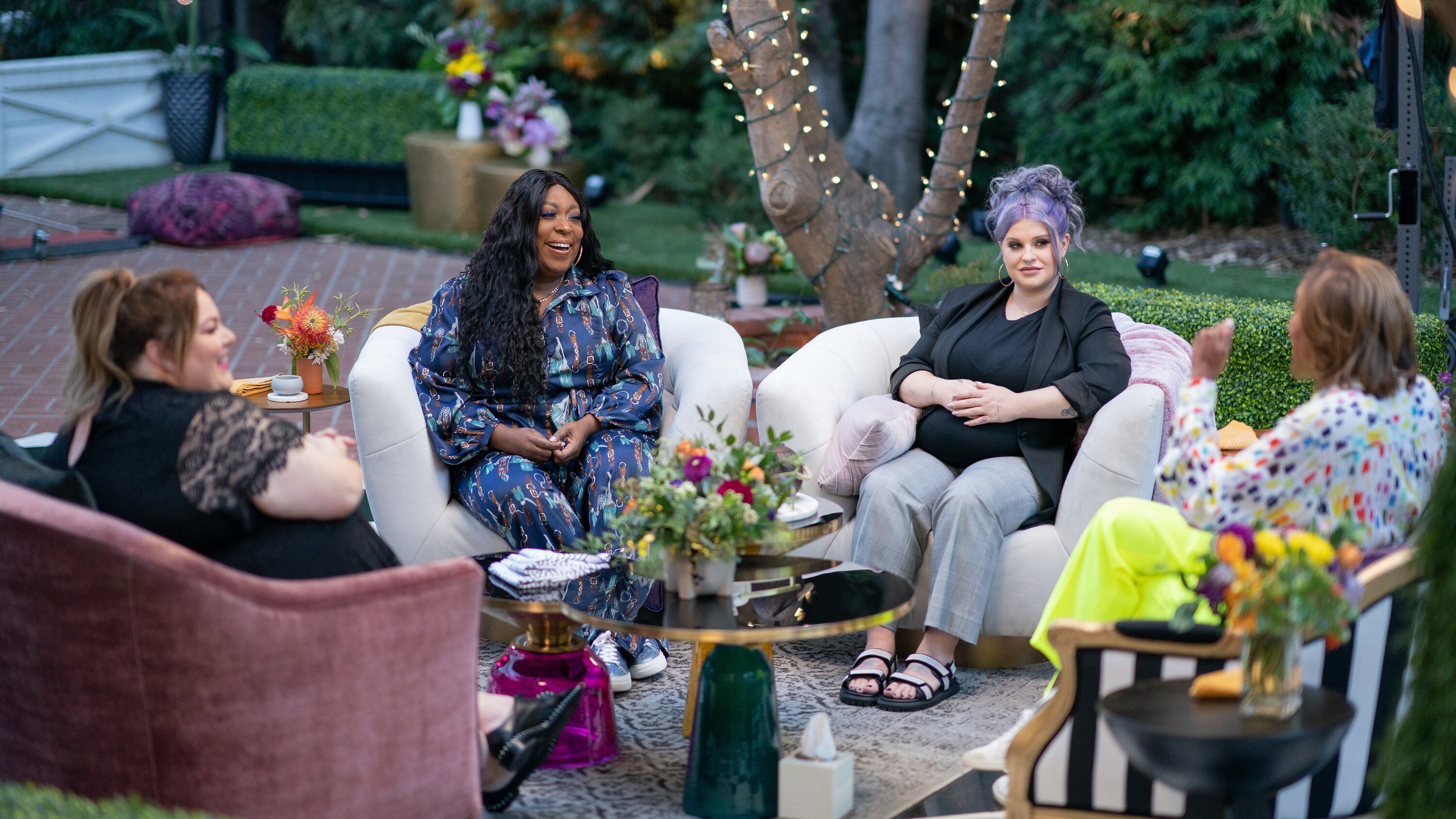 Chrissy Metz, Loni Love, Kelly Osbourne, and Robin Roberts. In season 2 of Turning the Tables with Robin Roberts, Robin Roberts gets personal with a new group of Hollywood's iconic women as they bear witness to their incredible journeys on their path to purpose. (Disney/Ser Baffo)
