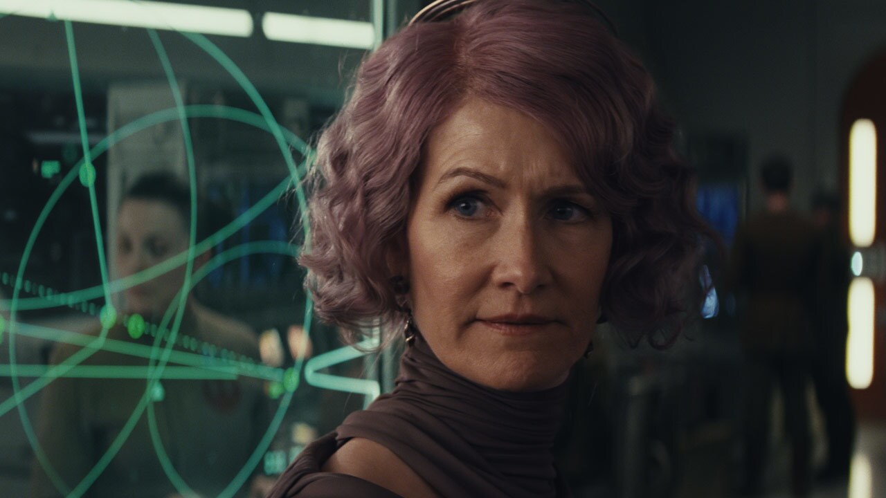 Vice Admiral Amilyn Holdo, Wiki