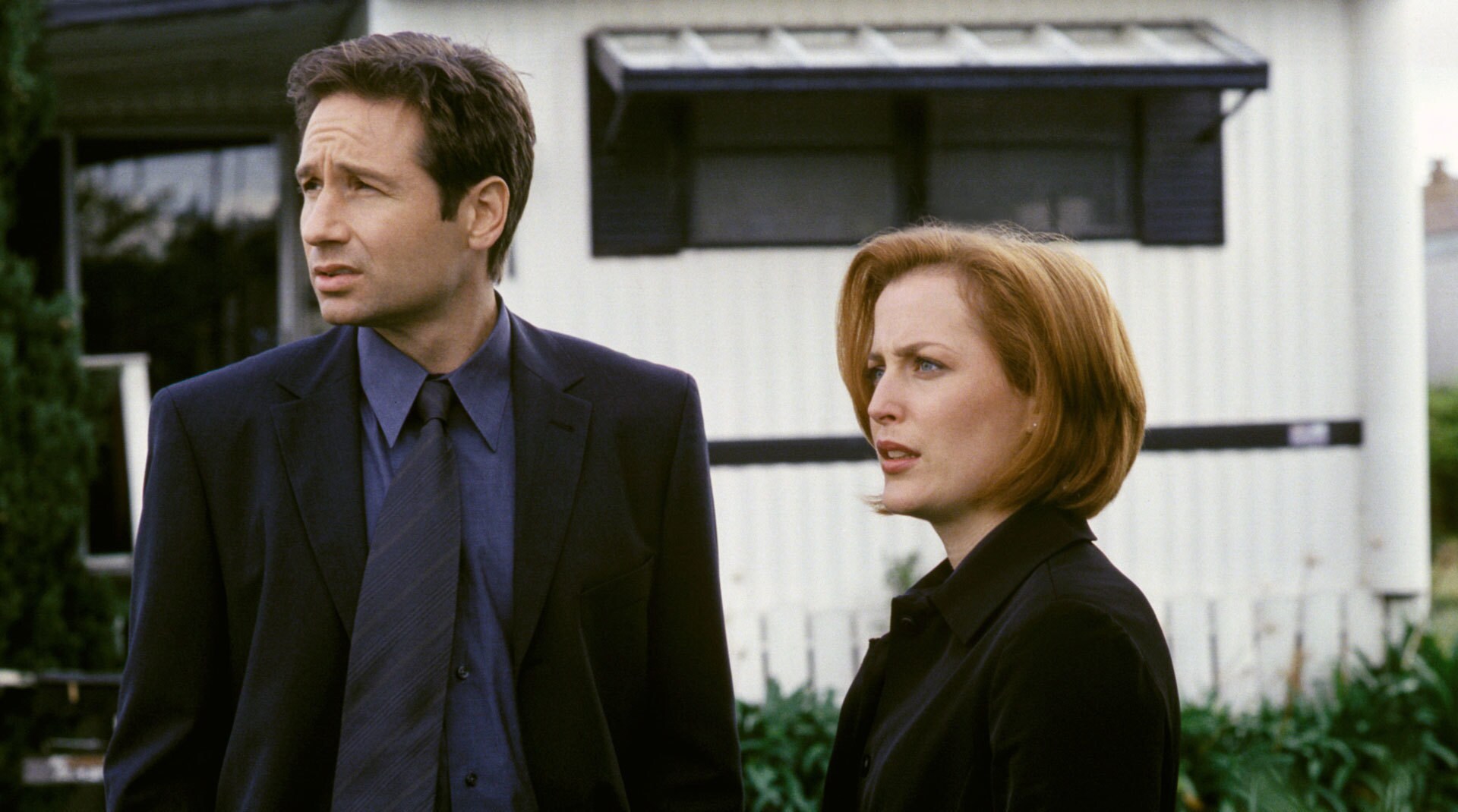 A still image from The X-Files