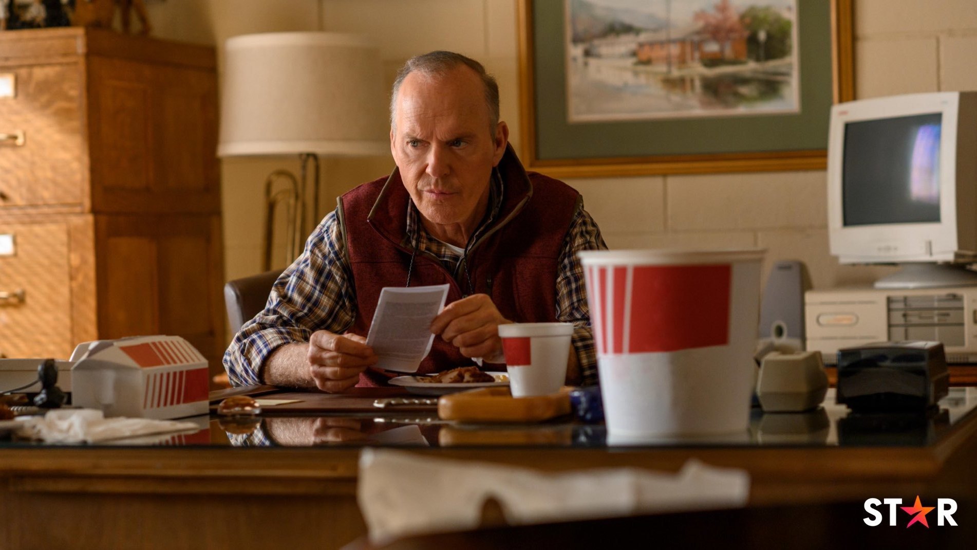 Michael Keaton ganha seu primeiro Emmy com Dopesick, do Star+