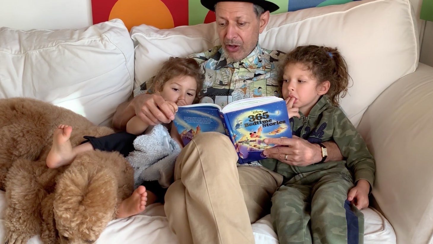 Jeff Goldblum reading a book to his chirldren