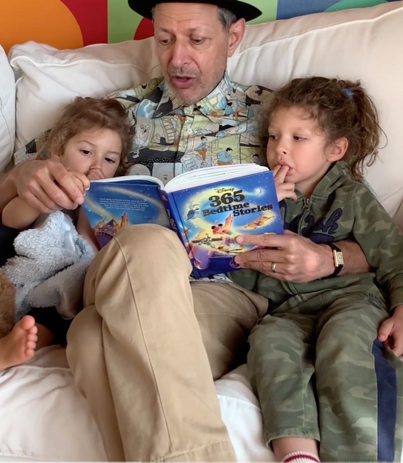 Jeff Goldblum reading a book to his chirldren
