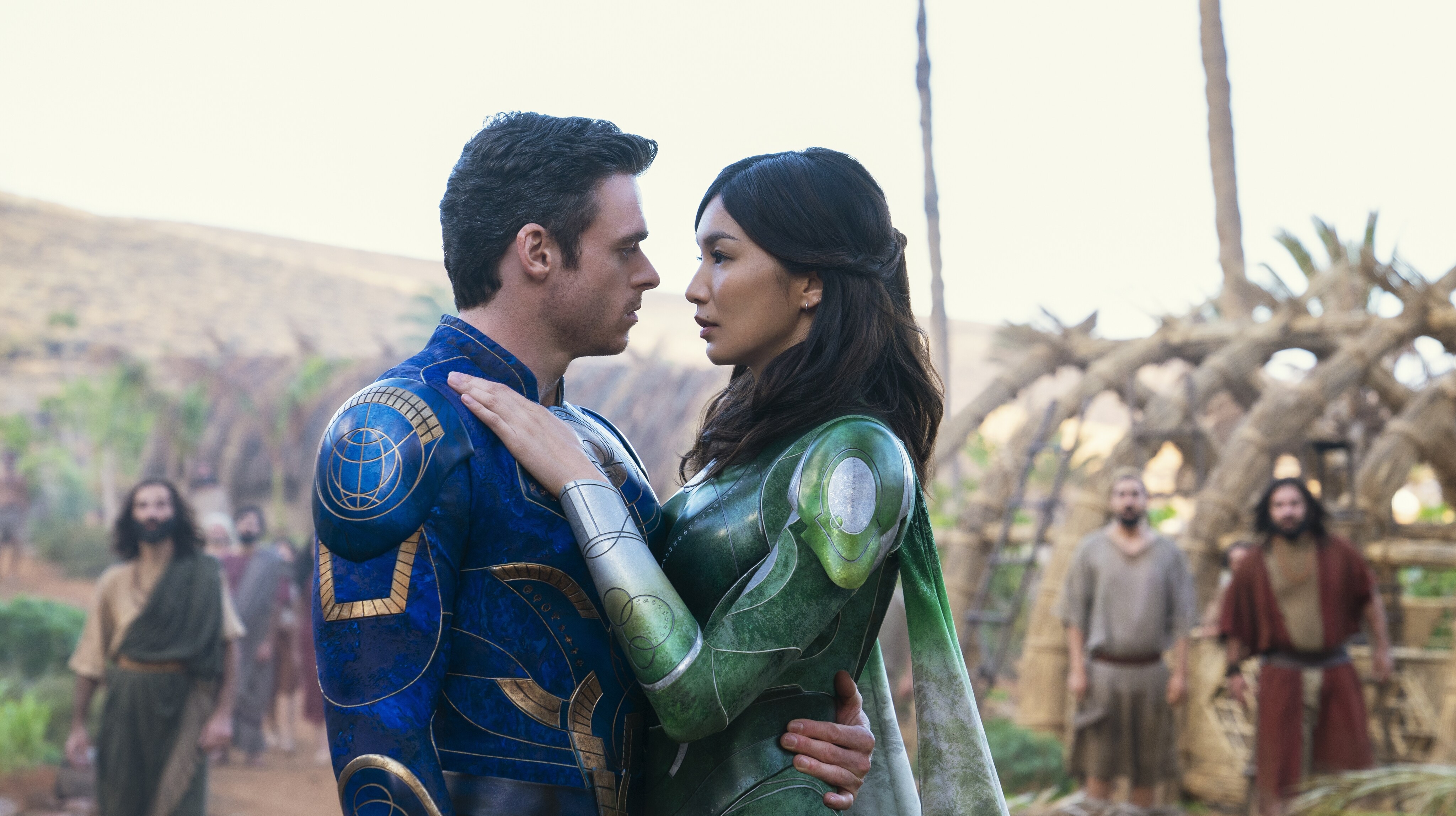 Ikaris (Richard Madden) and Sersi (Gemma Chan) embrace.