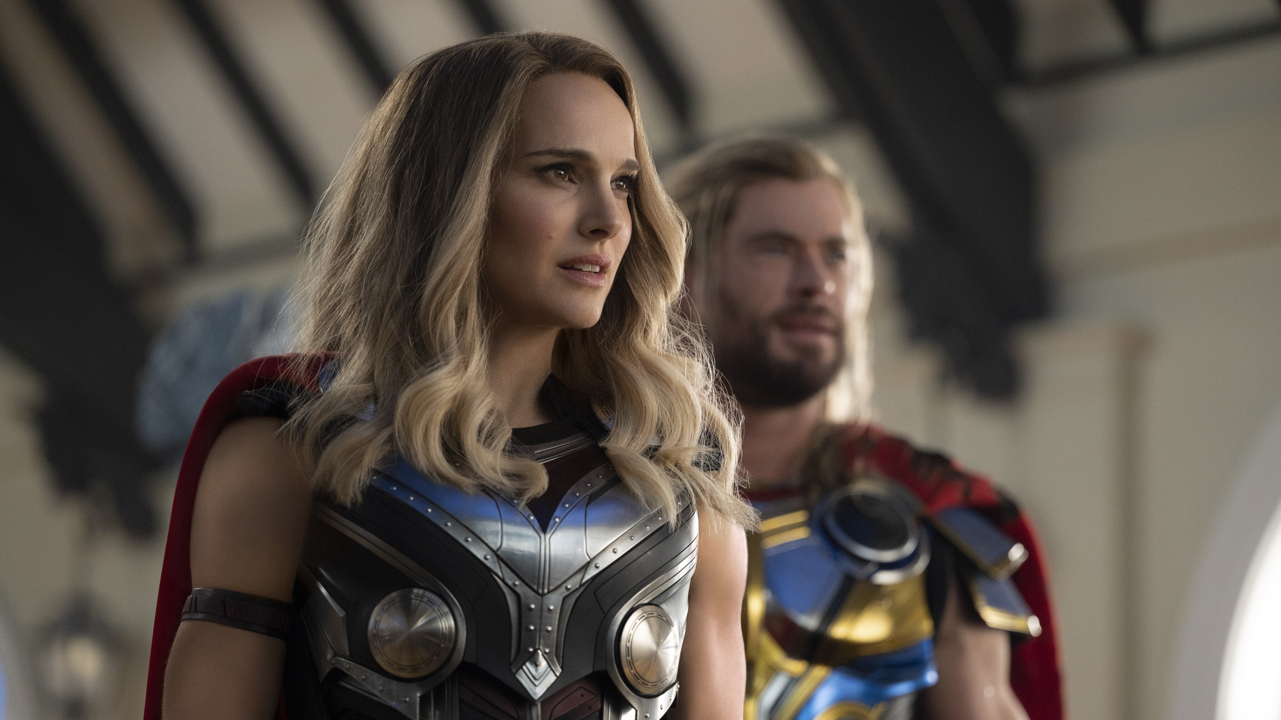3 fatos sobre a Poderosa Thor de Natalie Portman em 'Thor: Amor e Trovão'