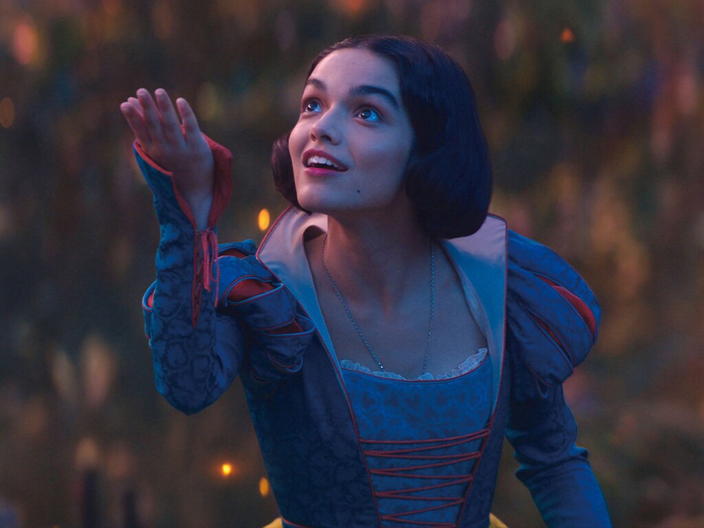 【Disney】US Disney Parks 実写版 白雪姫 クロスボディバッグ Amazon | Loungefly ディズニー 白雪姫 クロスボディバッグ