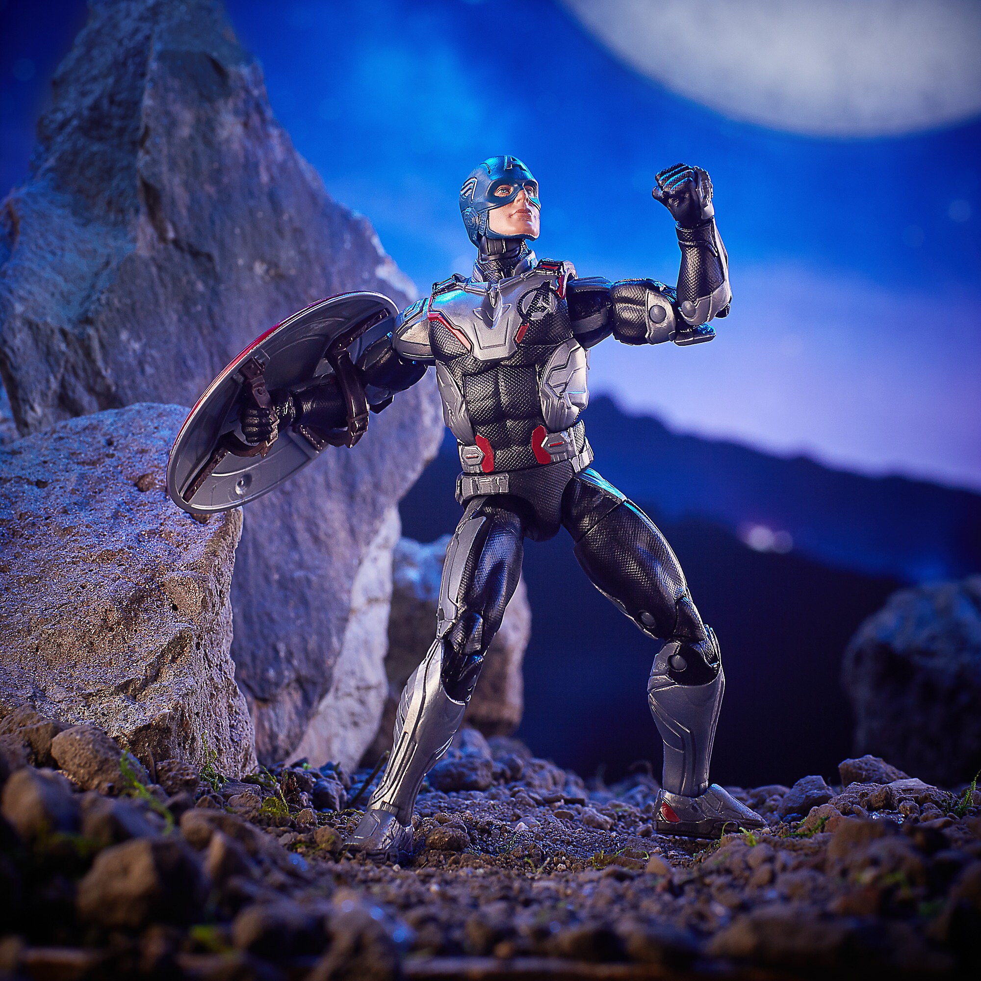 Captain America Action Figure - Legends Series