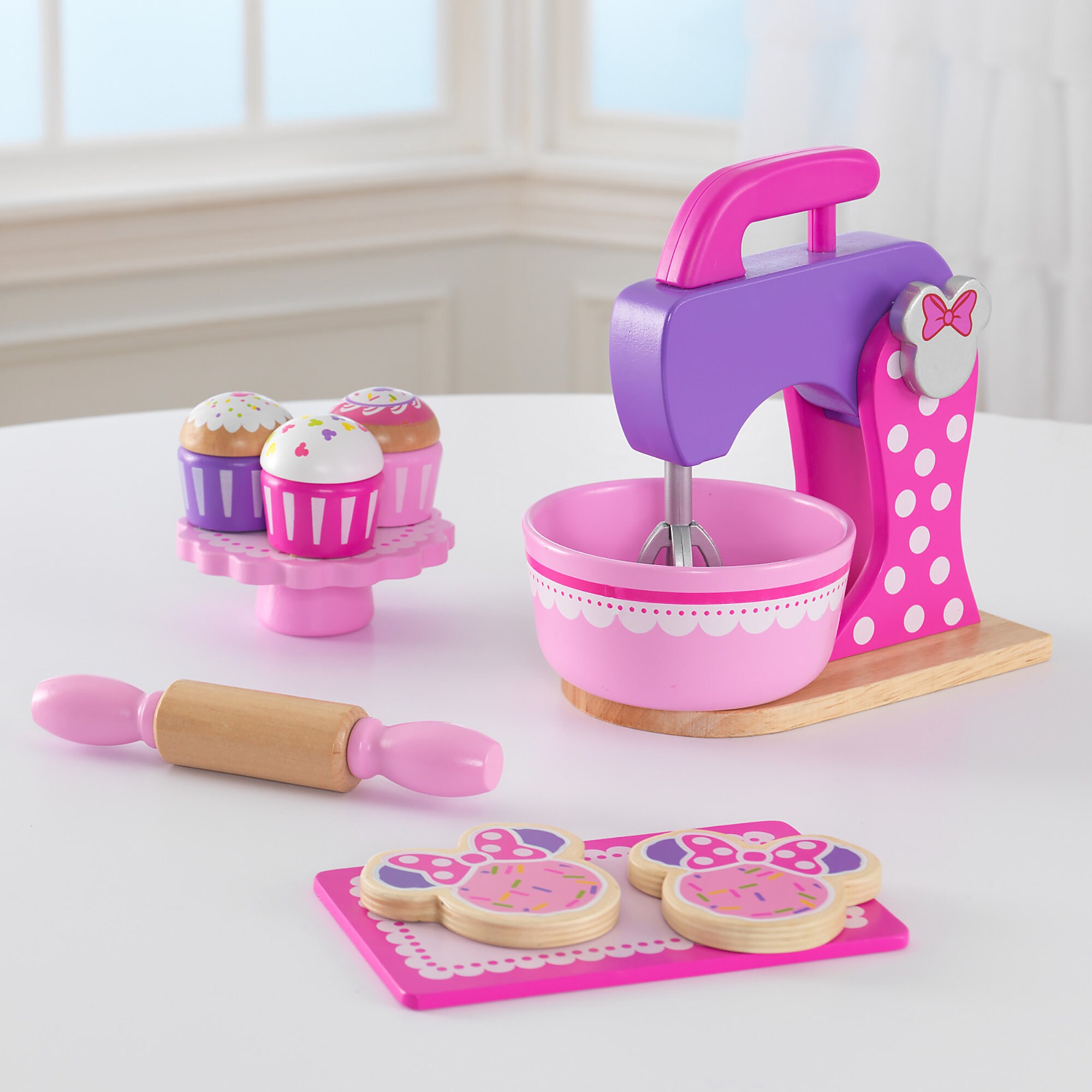 Minnie Mouse Baking and Treats Set by KidKraft - Pink