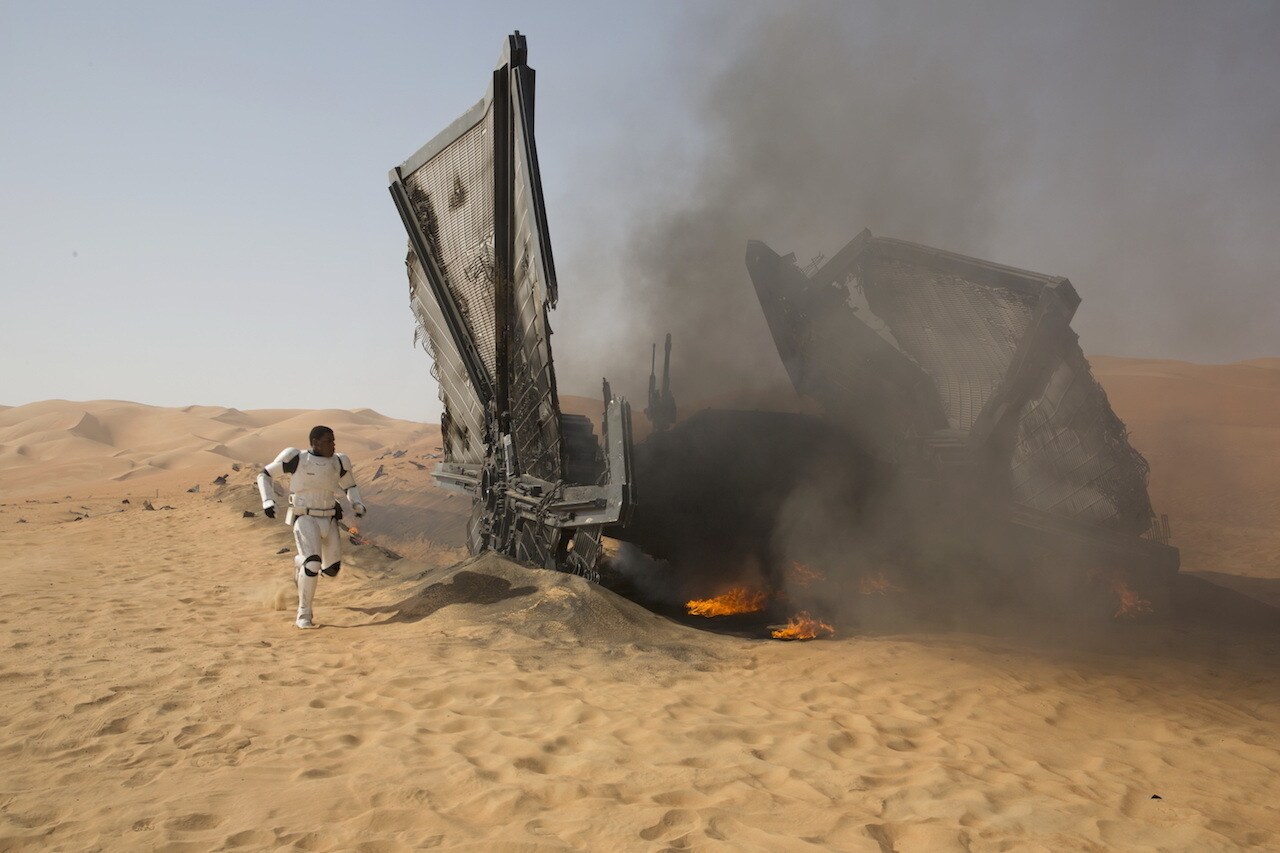 Finn ejected from the doomed fighter and woke up in the desert. At the crash site he found no sig...