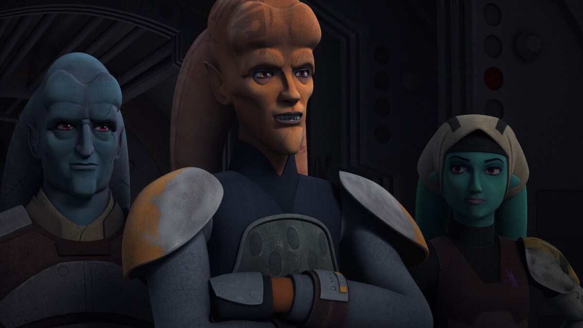 Cham Syndulla and an entourage of Twi'lek rebels