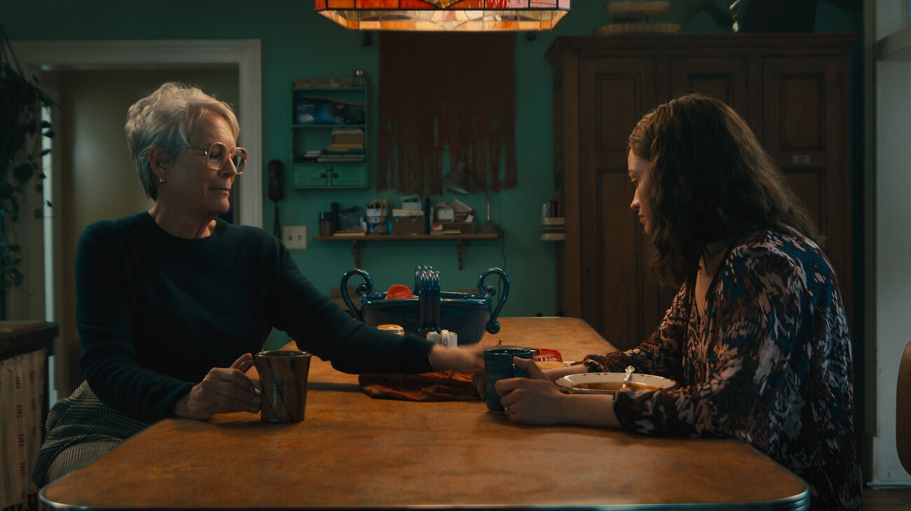 (L-R) Jamie Lee Curtis as Helen and Emma Mackey as Ella McCay 20th Century Studios' ELLA MCCAY. Photo courtesy of 20th Century Studios. © 2025 20th Century Studios. All Rights Reserved.