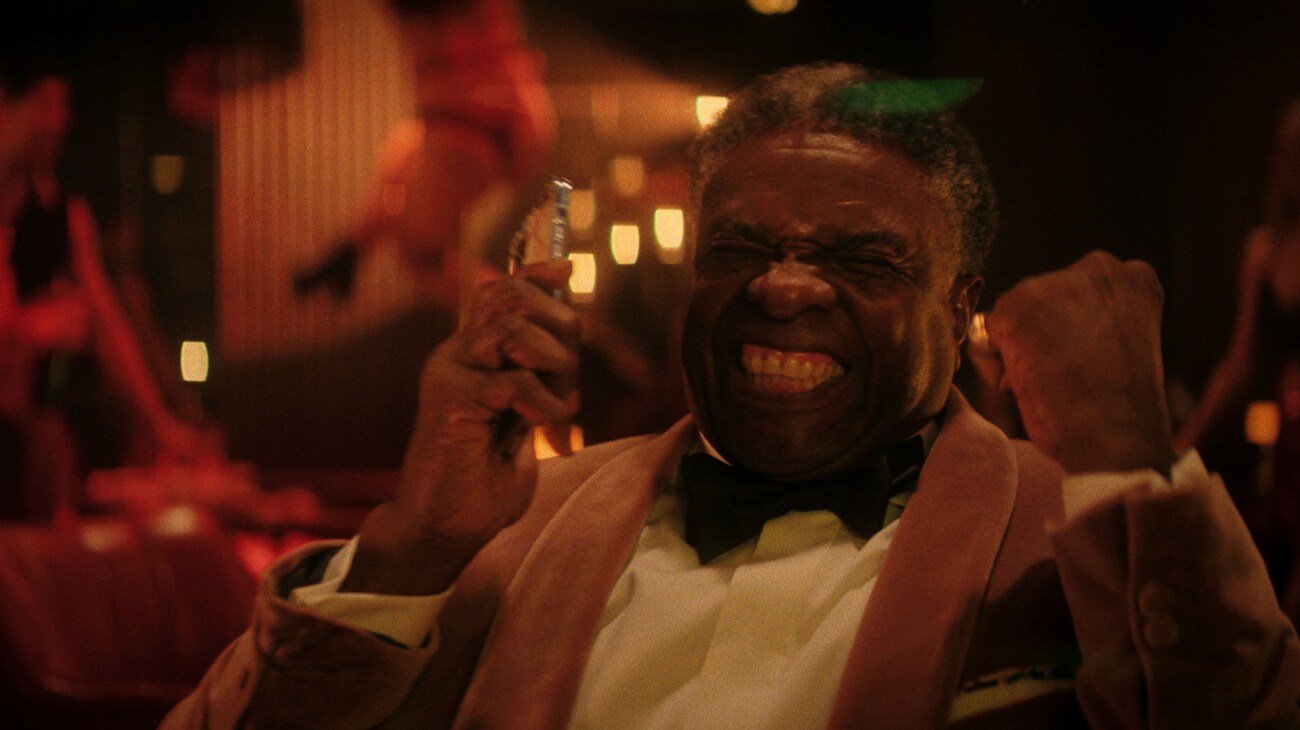 Keith David as Sosa in 20th Century Studios' MIKE & NICK & NICK & ALICE. Photo courtesy of 20th Century Studios. © 2026 20th Century Studios. All Rights Reserved.