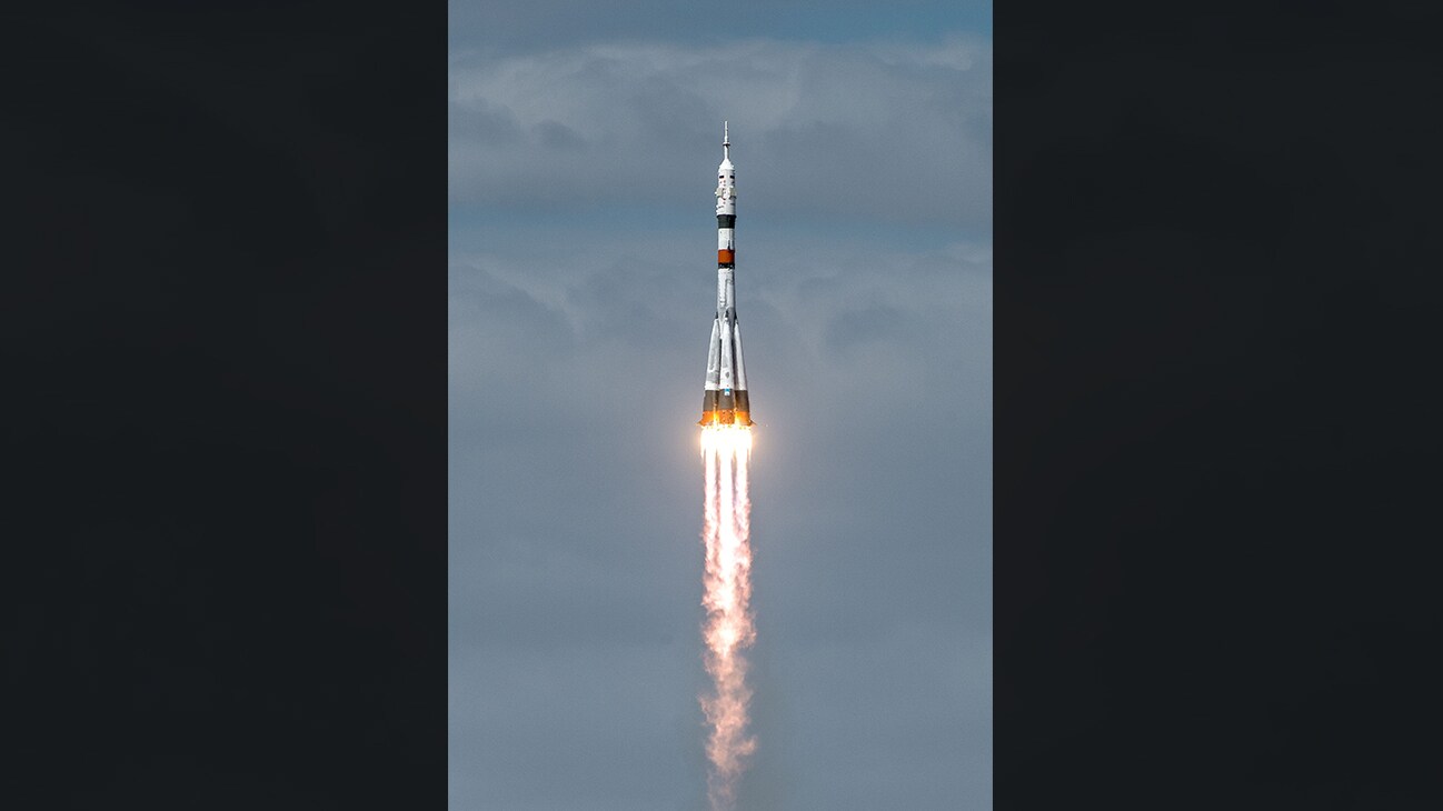AMONG THE STARS - The Soyuz MS-16 lifts off from Site 31 at the Baikonur Cosmodrome in Kazakhstan Thursday, April 9, 2020 sending Expedition 63 crewmembers Chris Cassidy of NASA and Anatoly Ivanishin and Ivan Vagner of Roscosmos into orbit for a six-hour flight to the International Space Station and the start of a six-and-a-half month mission. (NASA/GCTC/Andrey Shelepin) AMONG THE STARS