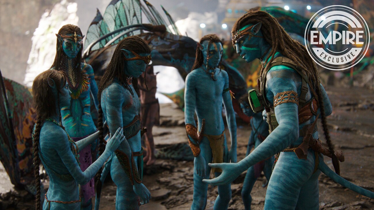 Image of the characters' mass gathering from the 20th Century Studios movie Avatar: The Way of Water.