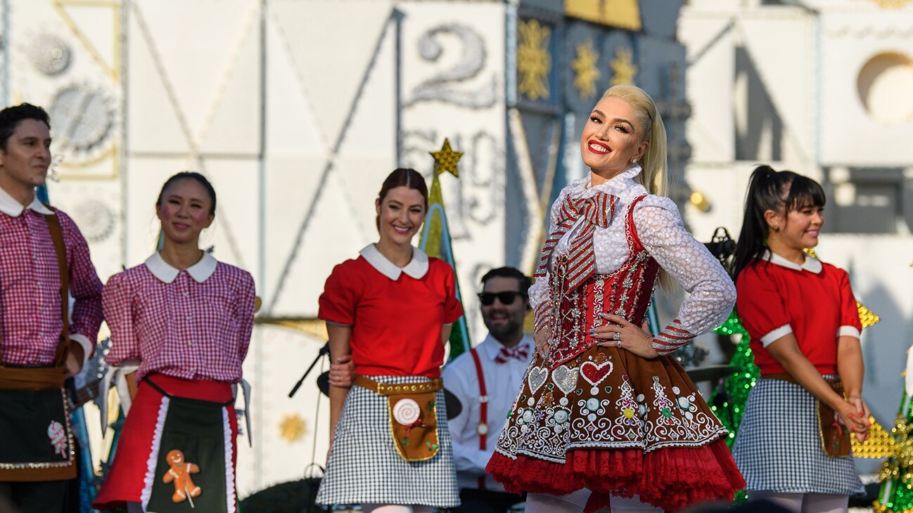Gwen Stefani – “Cheer for the Elves” – Disneyland Park - Derek Hough and Julianne Hough return to host the “Disney Parks Magical Christmas Day Parade,” (Christmas Morning at 10e/9c/p on ABC. Stream next day on Hulu.) from Walt Disney World Resort, alongside Freeform’s Trevor Jackson (“grown-ish”) and Sherry Cola (“Good Trouble”) from the Disneyland Resort, for the return of the beloved tradition of the Christmas morning parade. (Disney/Richard Harbaugh)