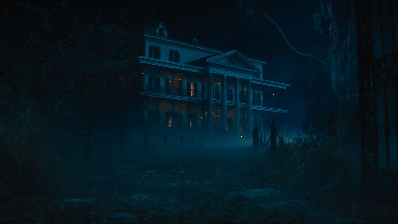 A scene from Disney's live-action HAUNTED MANSION. Photo courtesy of Disney. © 2023 Disney Enterprises, Inc. All Rights Reserved.