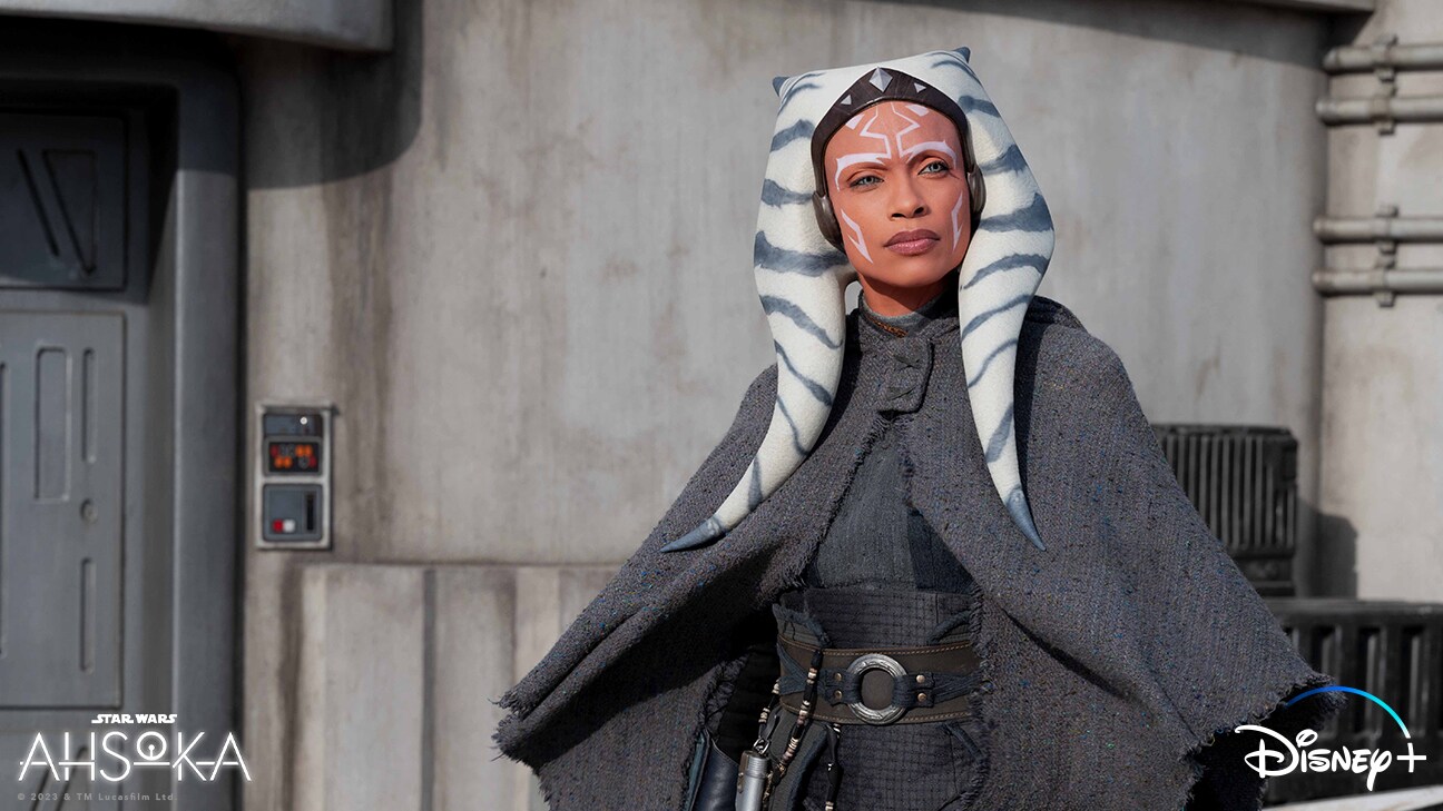 Ahsoka Tano (Rosario Dawson) in Lucasfilm's STAR WARS: AHSOKA, exclusively on Disney+. ©2023 Lucasfilm Ltd. & TM. All Rights Reserved.
