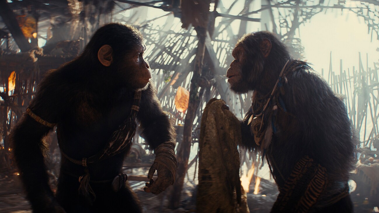 (L-R): Noa (played by Owen Teague) and Koro (played by Neil Sandilands) in 20th Century Studios' KINGDOM OF THE PLANET OF THE APES. Photo courtesy of 20th Century Studios. © 2024 20th Century Studios. All Rights Reserved.