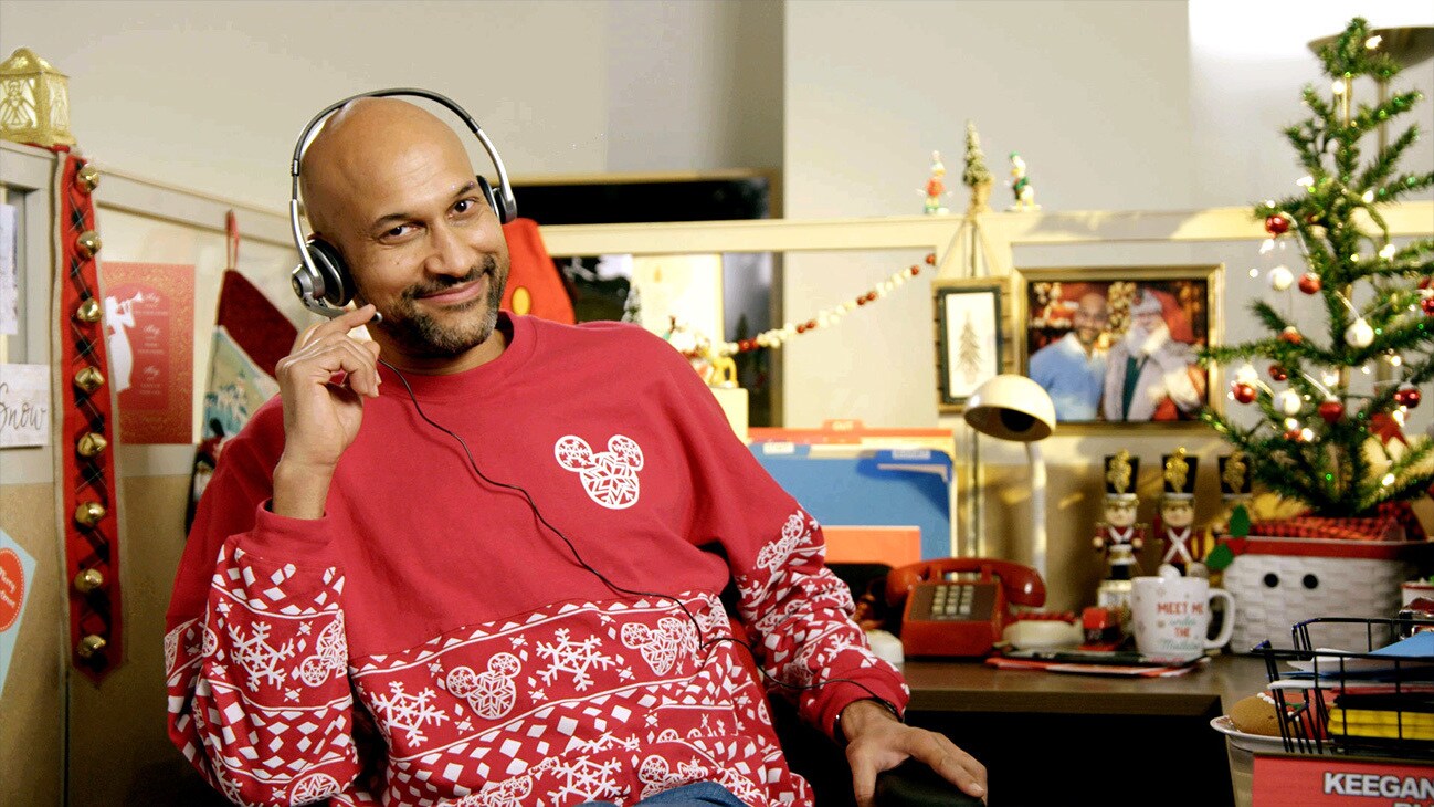 Laugh-out-loud moments from Emmy® Award-winning actor Keegan-Michael Key as “The Christmas Guy” in “The Disney Parks Magical Christmas Celebration. The holiday special will air on ABC on Dec. 25, 10am-12pm ET.