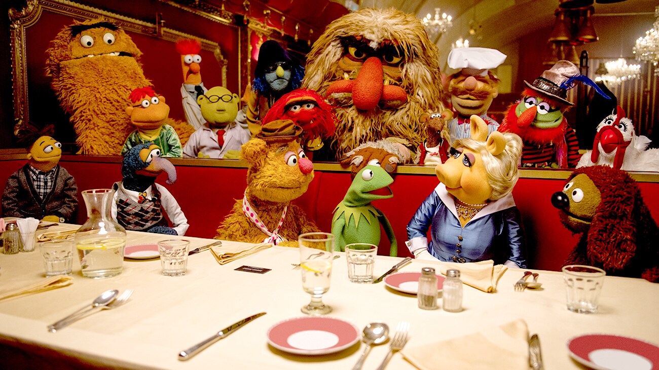 Miss Piggy, Kermit, Fozzie Bear, Gonzo in "Muppets Most Wanted"