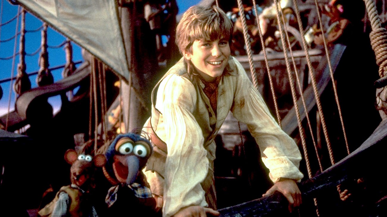 Kevin Bishop in "Muppet Treasure Island"