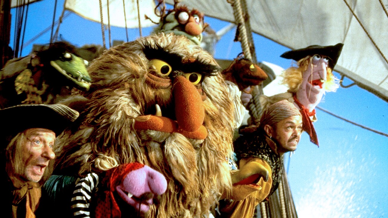 Pirate crew in "Muppet Treasure Island"