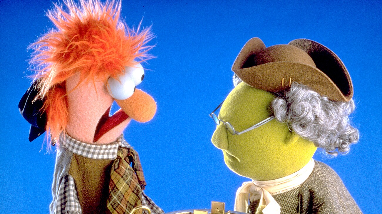 Beaker and Dr. Bunsen Honeydew in "Muppet Treasure Island"