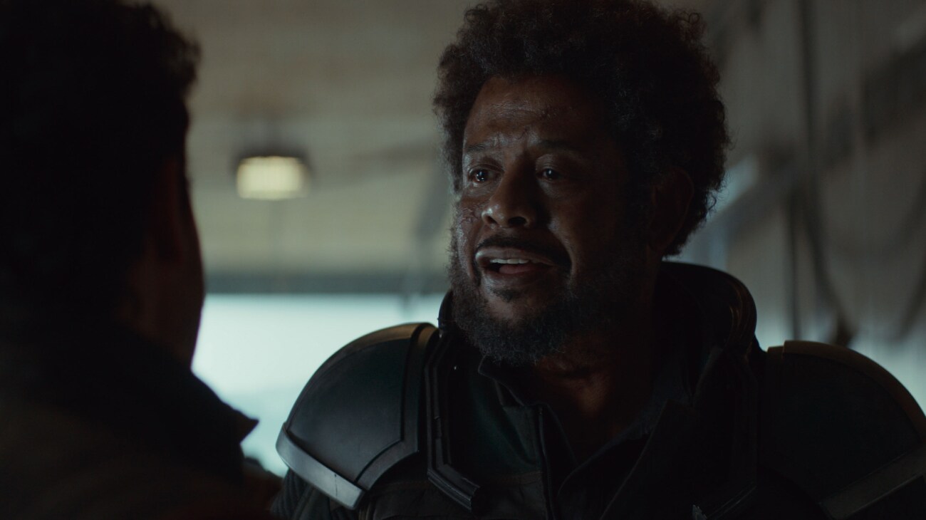 (L-R) Saw Gererra (Forest Whitaker) and Wilmon Paak (Muhanned Bhaier) in Lucasfilm's ANDOR Season 2, exclusively on Disney+. ©2025 Lucasfilm Ltd. & TM. All Rights Reserved.