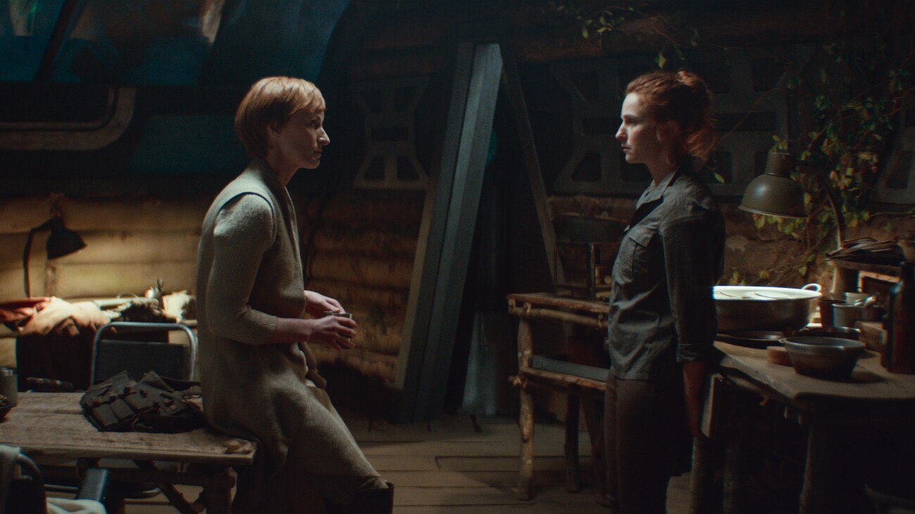 (L-R) Mon Mothma (Genevieve O'Reilly) and Vel Sartha (Faye Marsay) in Lucasfilm's ANDOR Season 2, exclusively on Disney+. Photo courtesy of Lucasfilm. ©2025 Lucasfilm Ltd. & TM. All Rights Reserved.