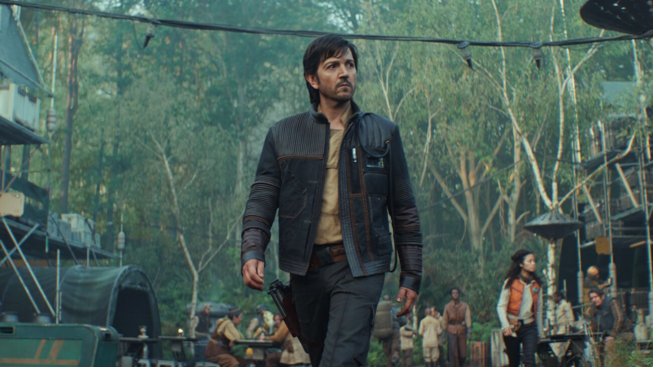 Cassian Andor (Diego Luna) in Lucasfilm's ANDOR Season 2, exclusively on Disney+. Photo courtesy of Lucasfilm. ©2025 Lucasfilm Ltd. & TM. All Rights Reserved.
