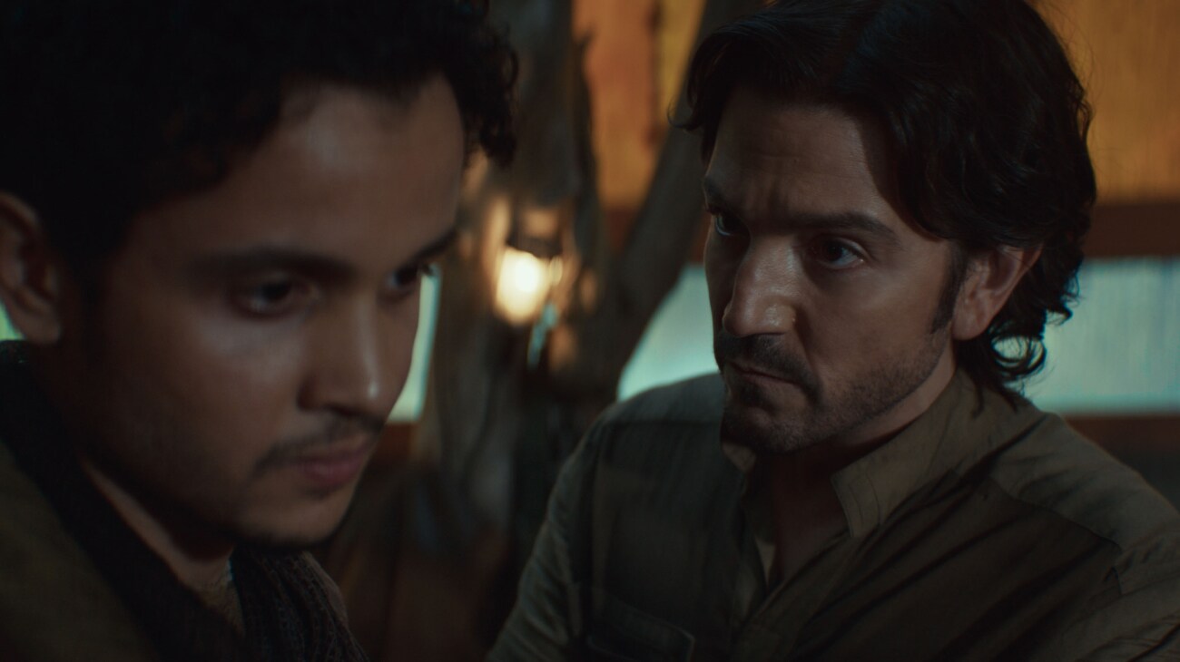 (L-R) Wilmon Paak (Muhannad Bhaier) and Cassian Andor (Diego Luna) in Lucasfilm's ANDOR Season 2, exclusively on Disney+. Photo courtesy of Lucasfilm. ©2025 Lucasfilm Ltd. & TM. All Rights Reserved.