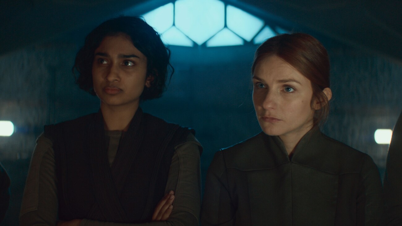 (L-R) Cinta Kaz (Varada Sethu) and Vel Sartha (Faye Marsay) in Lucasfilm's ANDOR Season 2, exclusively on Disney+. Photo courtesy of Lucasfilm. ©2025 Lucasfilm Ltd. & TM. All Rights Reserved.