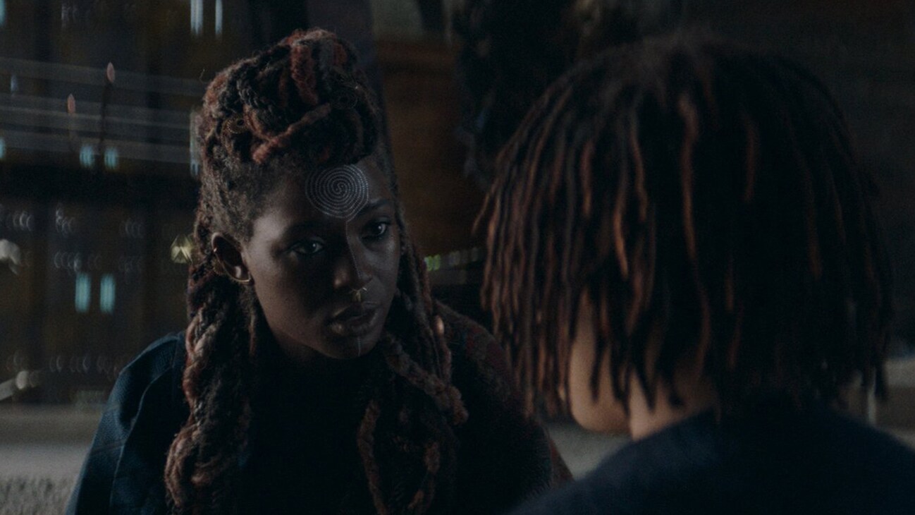 Mother Aniseya (Jodie Turner-Smith) in Lucasfilm's THE ACOLYTE, exclusively on Disney+. ©2024 Lucasfilm Ltd. & TM. All Rights Reserved.