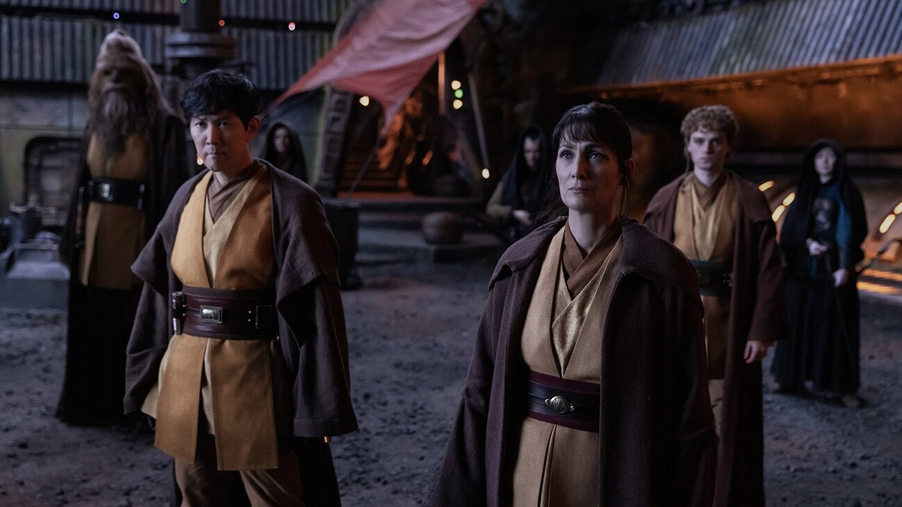 (L-R) Kelnacca (Joonas Suotamo), Master Sol (Lee Jung-jae), Jedi Master Indara (Carrie-Anne Moss), and Master Torbin (Dean-Charles Chapman) in Lucasfilm's THE ACOLYTE, exclusively on Disney+. ©2024 Lucasfilm Ltd. & TM. All Rights Reserved.